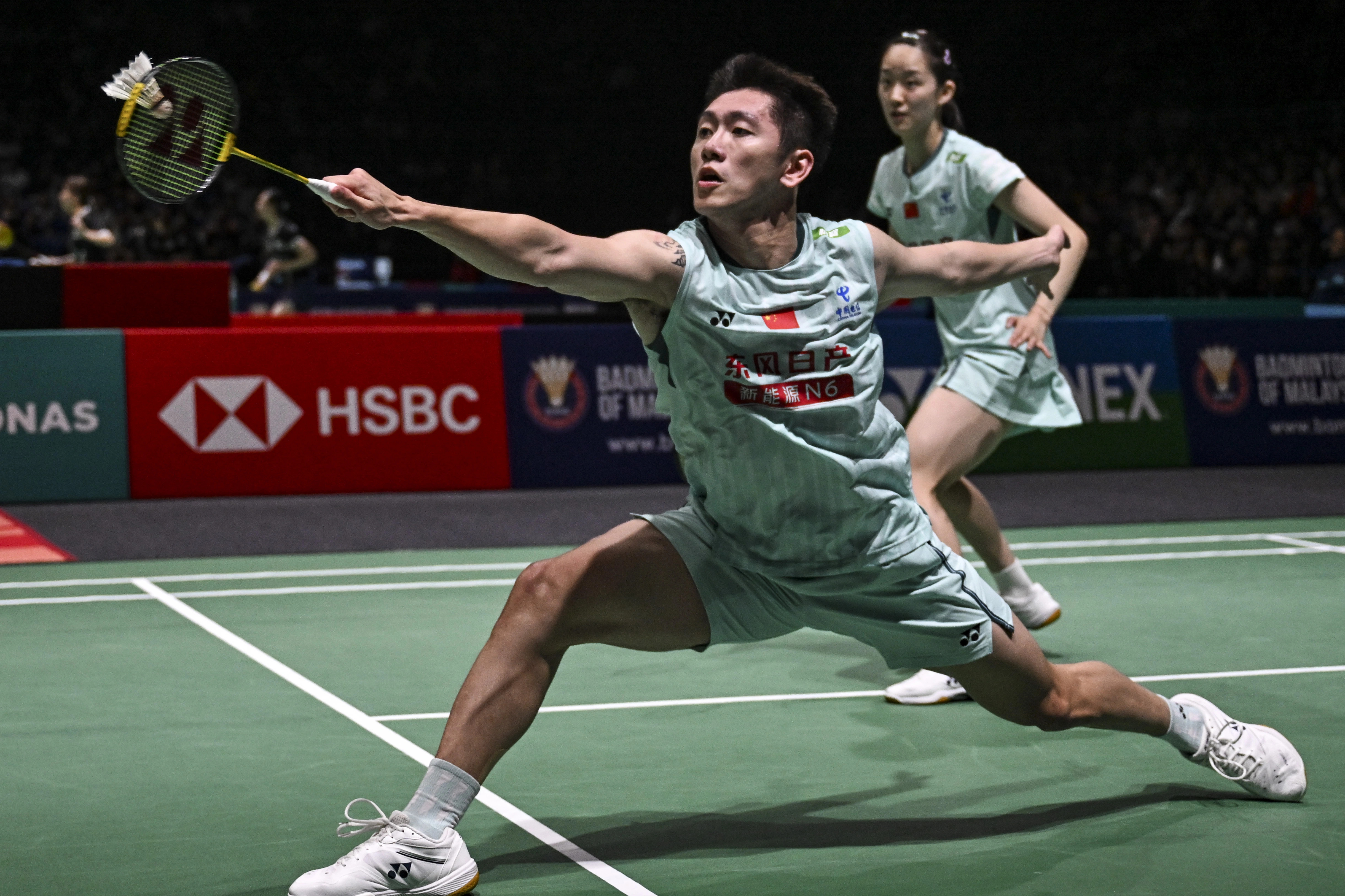 程星/张驰🇨🇳（伤退）21-13、20-22🇮🇩阿德南/贾米尔半决赛