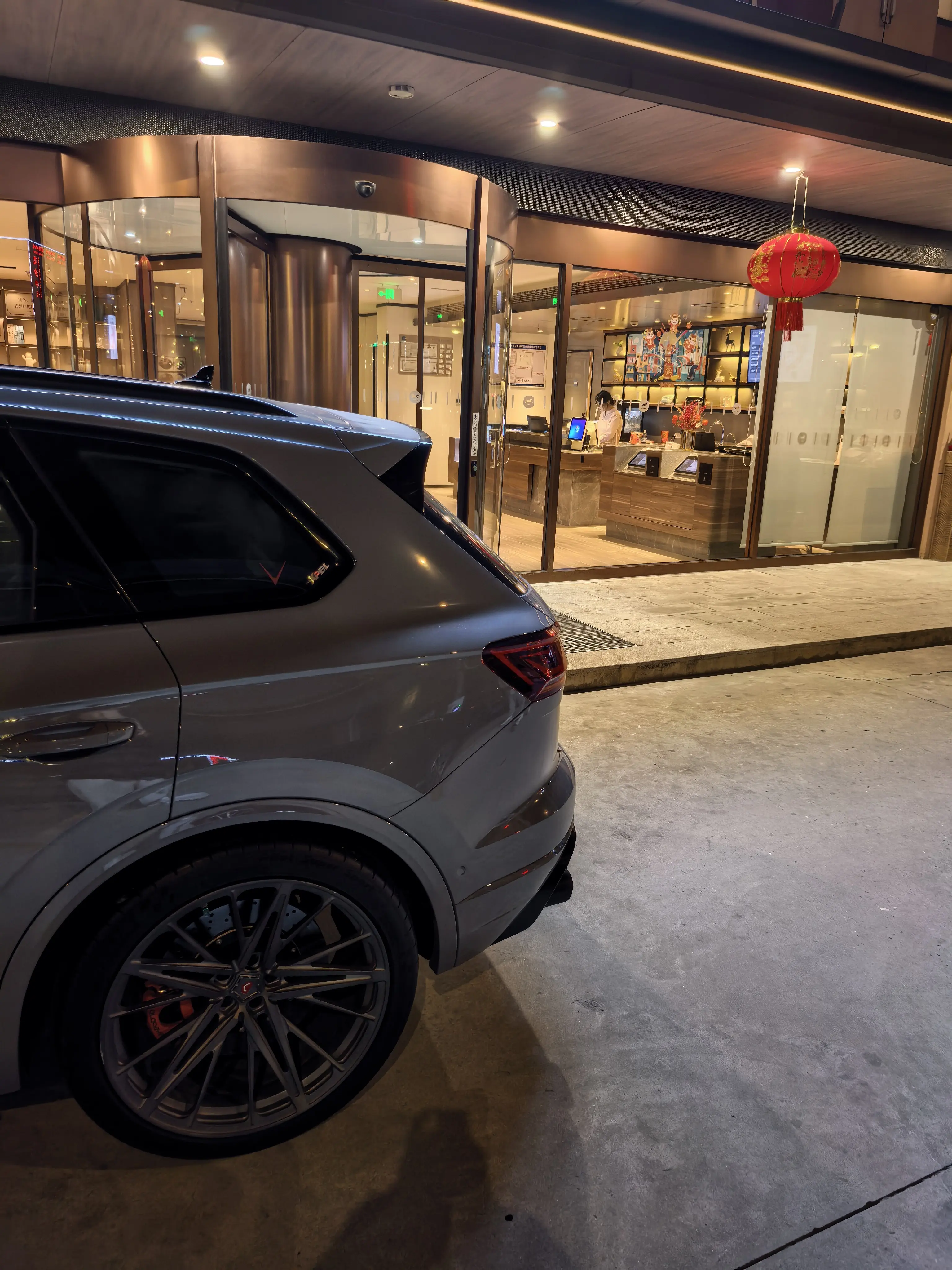 驾驶机器的大鸟✈。