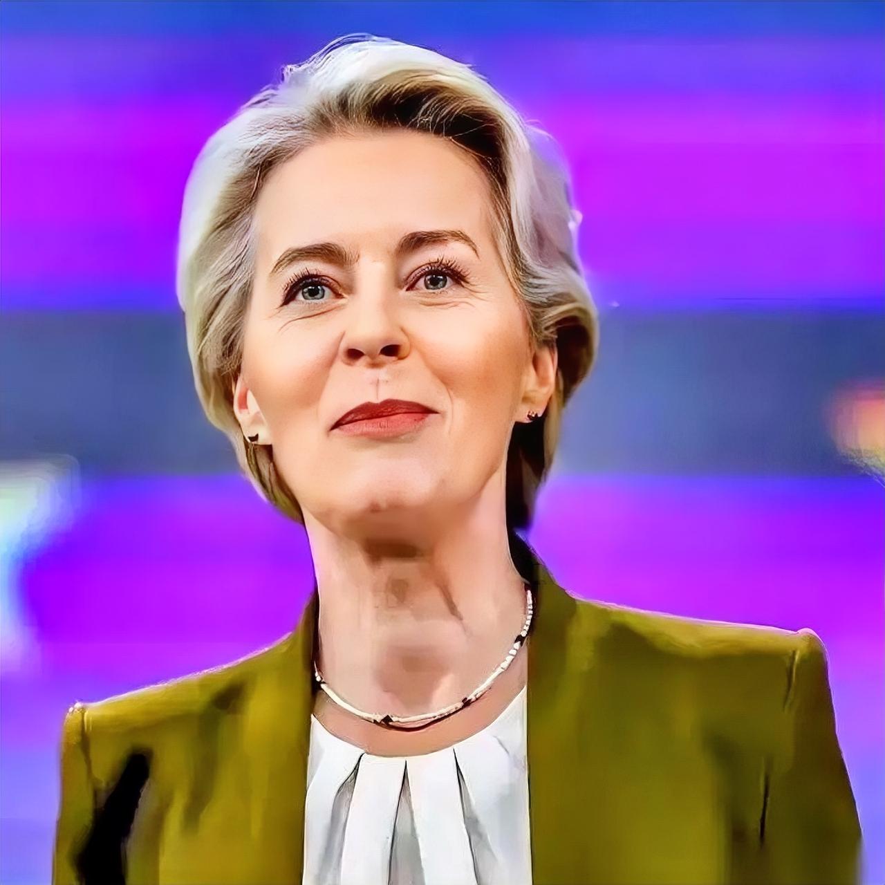 刷到条新闻，差点给我笑精神!冯德莱恩对着全球喊话，不接受中国“产能过剩”，这