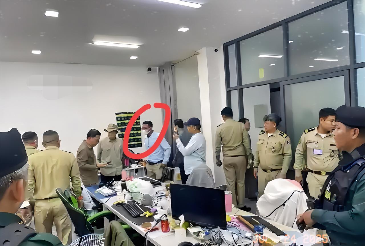 柬埔寨打击电诈园区！进去之后连警员都懵了！柬埔寨电诈窝点突击行动，这里竟然是