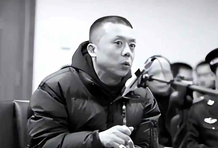 最牛逃犯！1985年，黑龙江警方带领一名诈骗犯去医院看病，谁料，他竟然趁众人不注