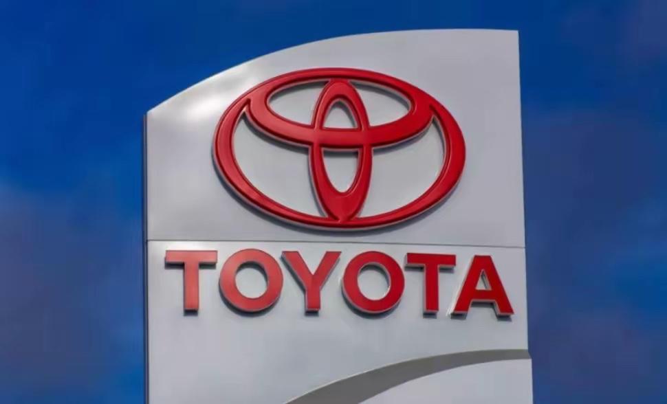 你的车能开多久？别克使用寿命：8-10年。福特使用寿命：8-10年。现代使