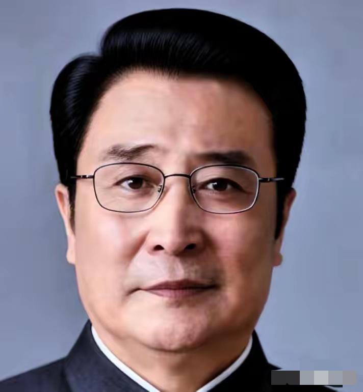 著名社会学家王竹森说：反腐败斗争不仅要查经济腐败，还必须要严查官僚腐败，政治腐败