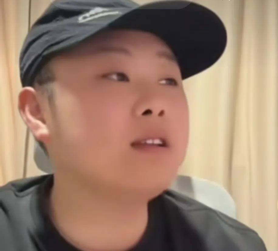 致远老师直播间心疼莎头：你林诗栋蒯曼输球了，莎头又得铁肩担道义了，又得两个