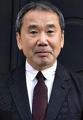 日本作家村上春树曾说：“我父亲是侵华日军，我从不吃中国菜，因为我不配，我也不生小