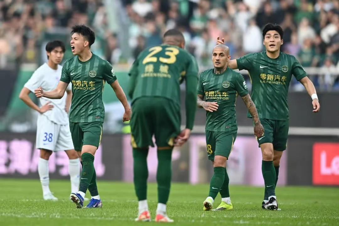 关注中国球员——王钰栋新赛季中超3轮战罢，19岁的王钰栋3场比赛打进3球1助