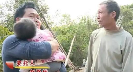 2026年春，30岁男人离了婚以后偶然听说，前妻竟悄悄给他生了个孩子，他不管家里