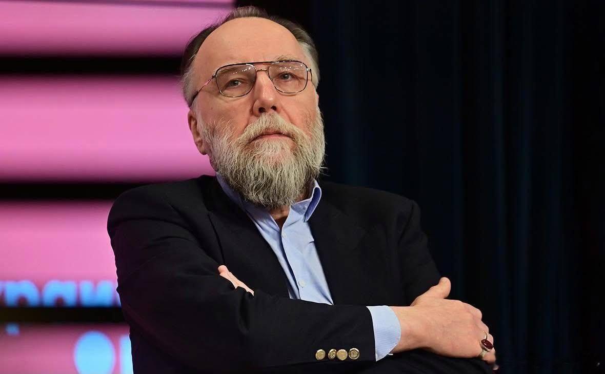 大递消息，杜金对爱泼斯坦档案感到愤怒：“看来整个美国都埋在爱泼斯坦的档案里了。你