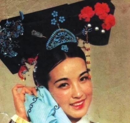 咸丰对女人的身体，除了享受淫乐以外，又在女人的身体上想出种种玩意儿，倘若触了皇帝