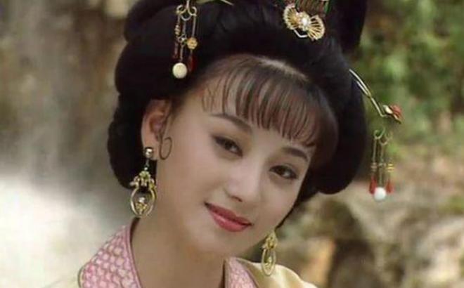 666年，武则天看着两位堂兄进献的土特产，灵机一动，吩咐宫女悄悄在其中一份吃食里