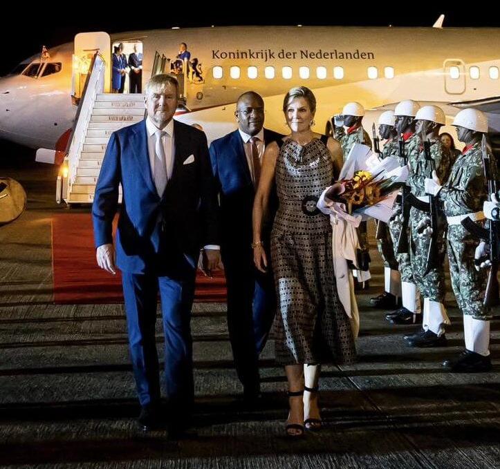 前几天，荷兰国王威廉-亚历山大和玛克西玛完成了对前殖民地苏里南（位于南美，总统为