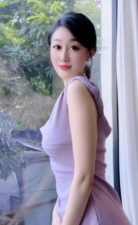 爱的滋味爱的感觉是，心只有一颗,住进一个人便装不下其他人，心随他动，情随他转