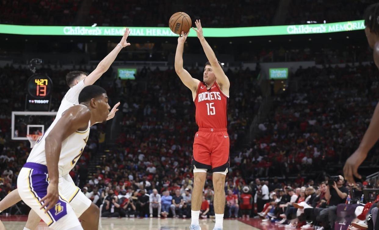 发现了吗？首轮G4的谢泼德，才是乌度卡最想要的终于是赢了，连输湖人三场的火箭