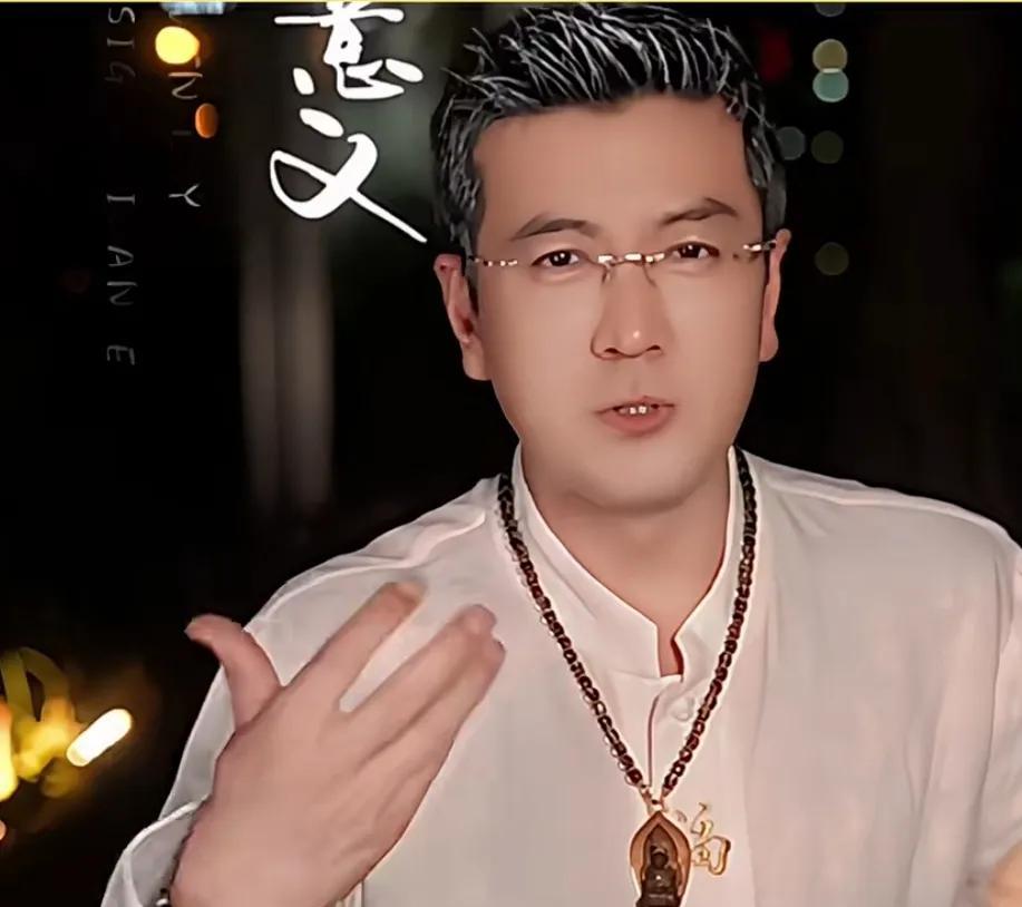 和黄圣依离婚后的杨子，好像得了失心疯，没离婚之前，他和黄圣依直播，都是口若悬河，