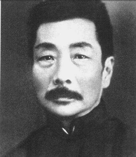 世人皆知鲁迅本名周树人，却不知周树人，原来还是周总理的叔叔！提起周恩来和鲁迅，