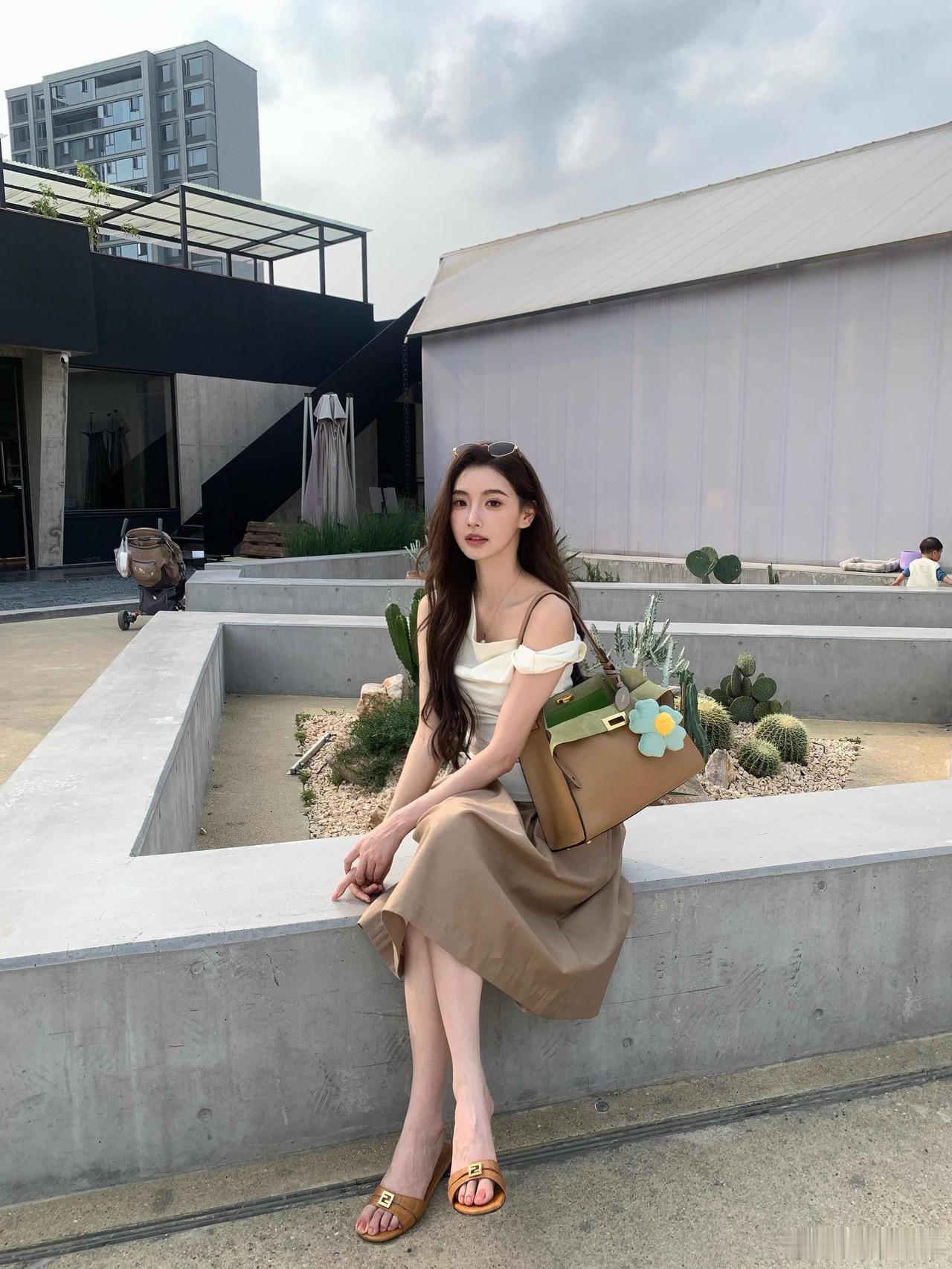 优雅的女生，从一条合适的裙子开始！