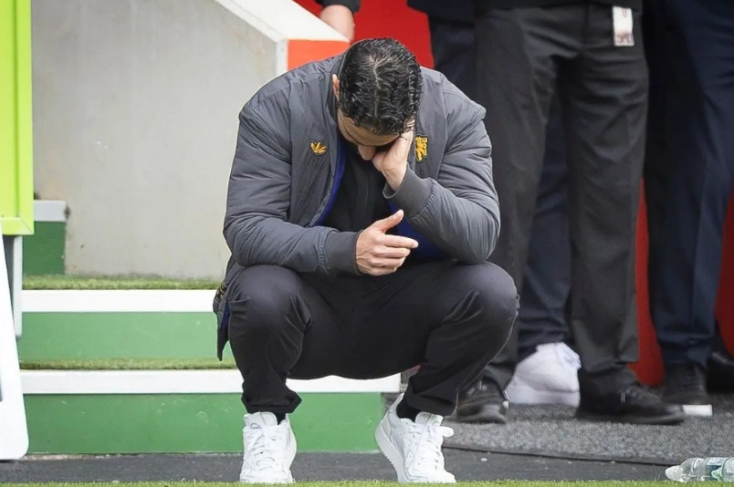 曼联：范加尔，穆里尼奥这种顶级名帅用过了。藤嗨和阿莫林这种自带体系打法也用过了。