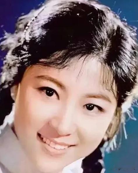 1970年代一个冬夜，南京某部队，为娶她，丈夫不惧开除！如今76岁的“天下第一嫂