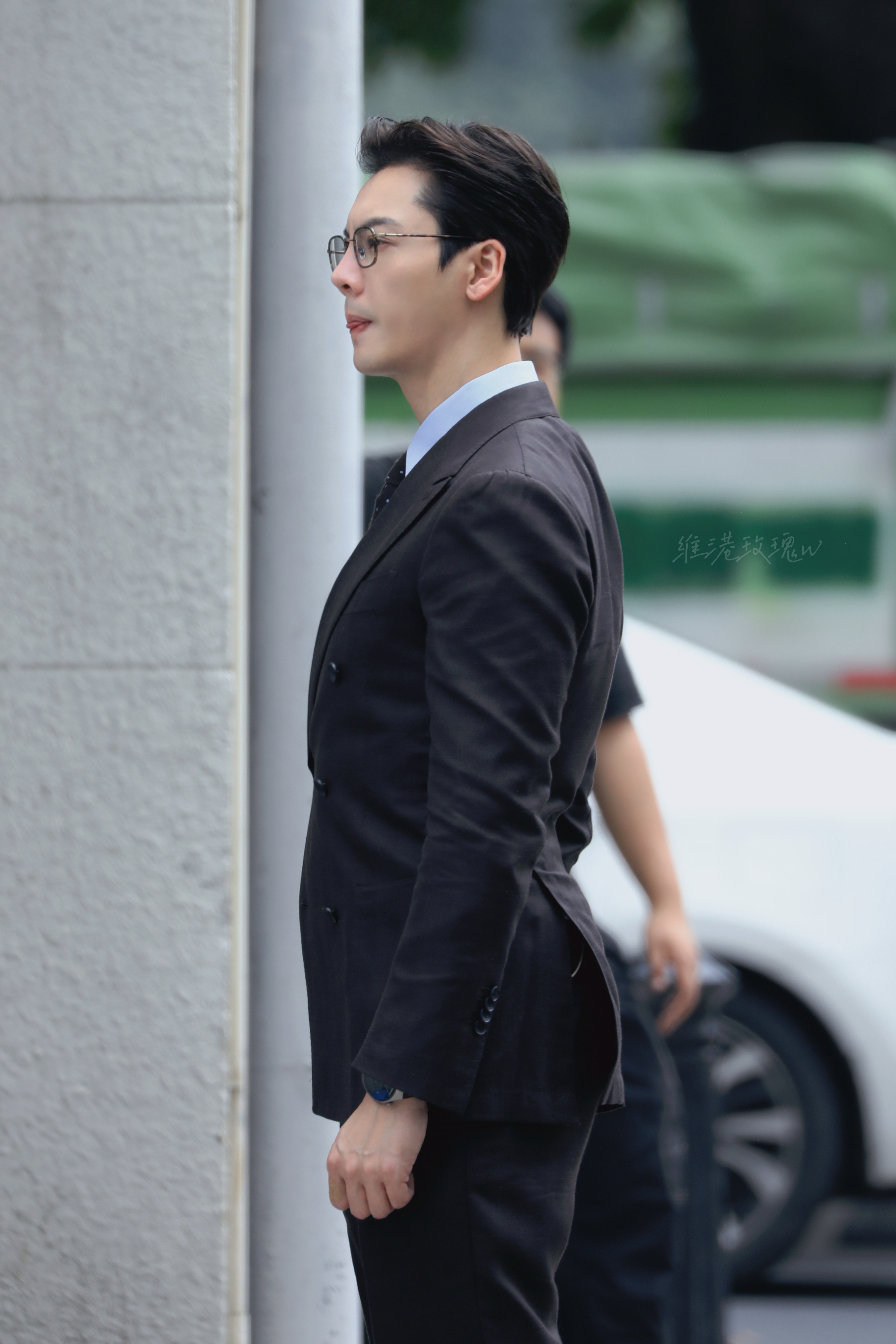 #陈伟霆#想这个王志诚😭严肃脸会挤出小酒窝好萌🥺风吹起屁帘好萌🥺小舌头好萌🥺🤏#陈伟霆爱情