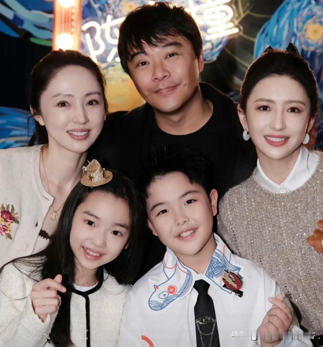 别再提分手见人品这说法了，陈思诚揣着自家家底，把前妻佟丽娅处成了生意搭子，年年掐