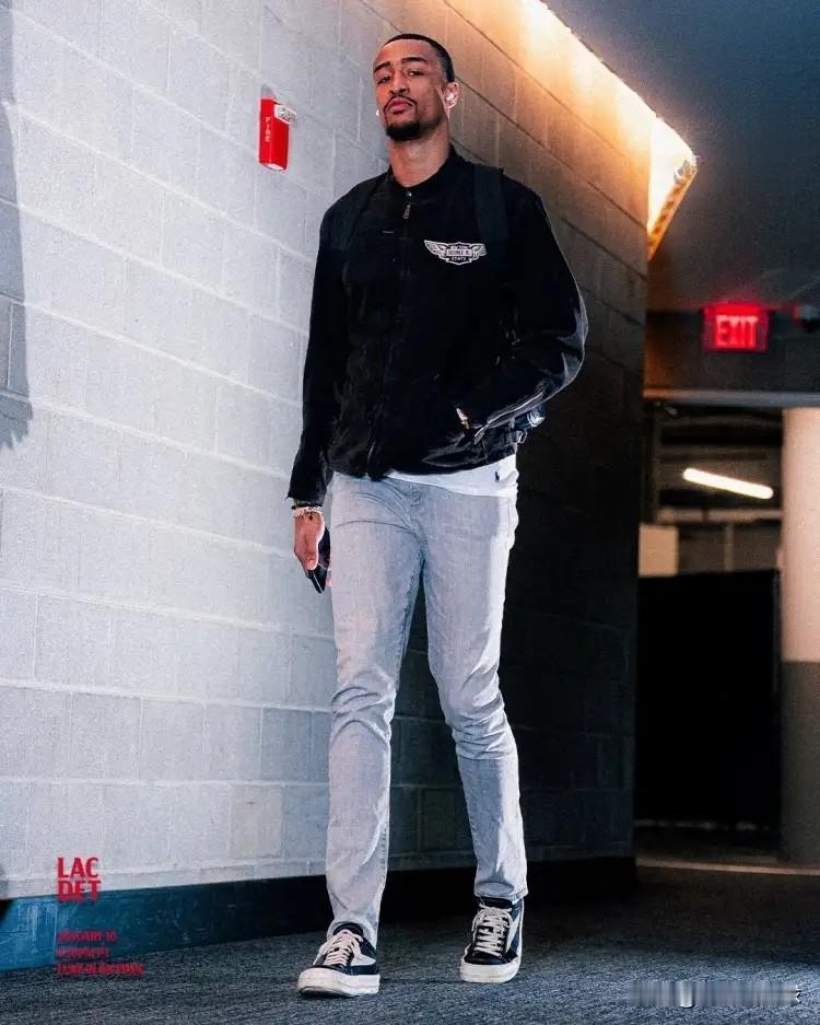 快船大将科林斯真是渐入佳境！在今天快船主场以126：89击败篮网的比赛中，科林斯