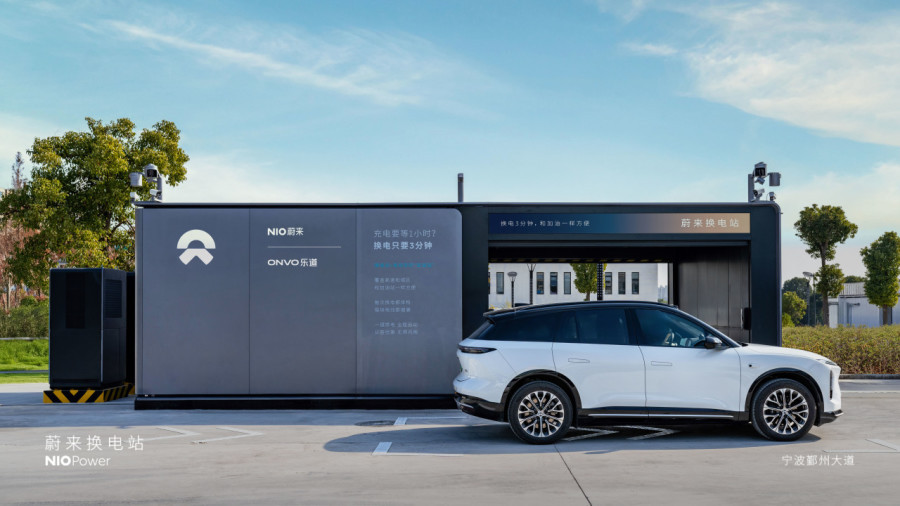 蔚来春节换电数据炸了！207万次、增长29.4%，换电模式真的跑通了