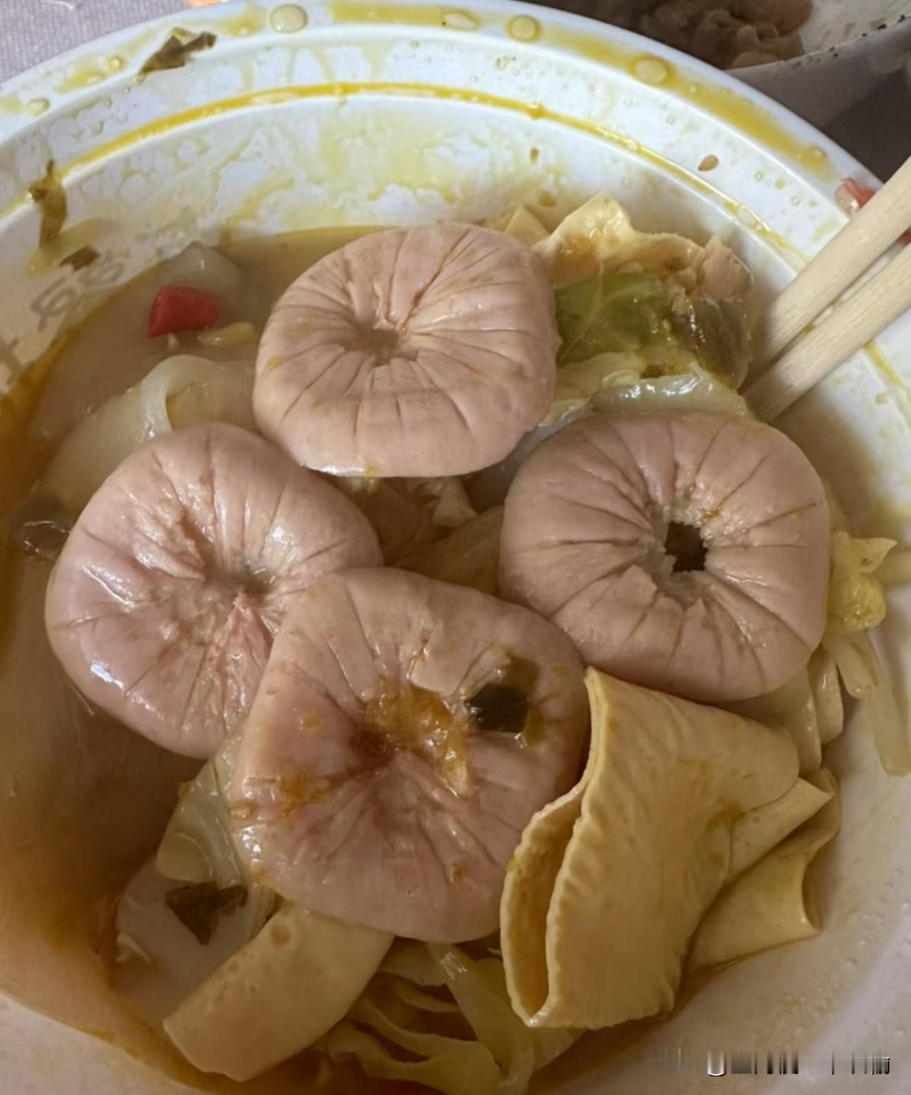 感觉卖家在针对我单独点了一份午餐肉，4片都这样🥹