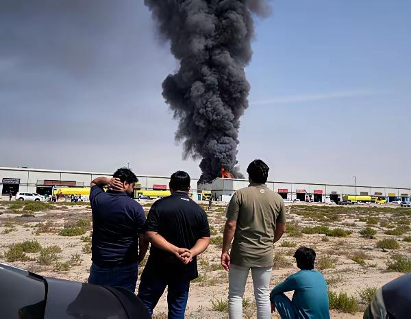 ​美军已经气急败坏了，又有一套萨德反导系统被伊朗给击中击毁。这时候传出惊人的消息