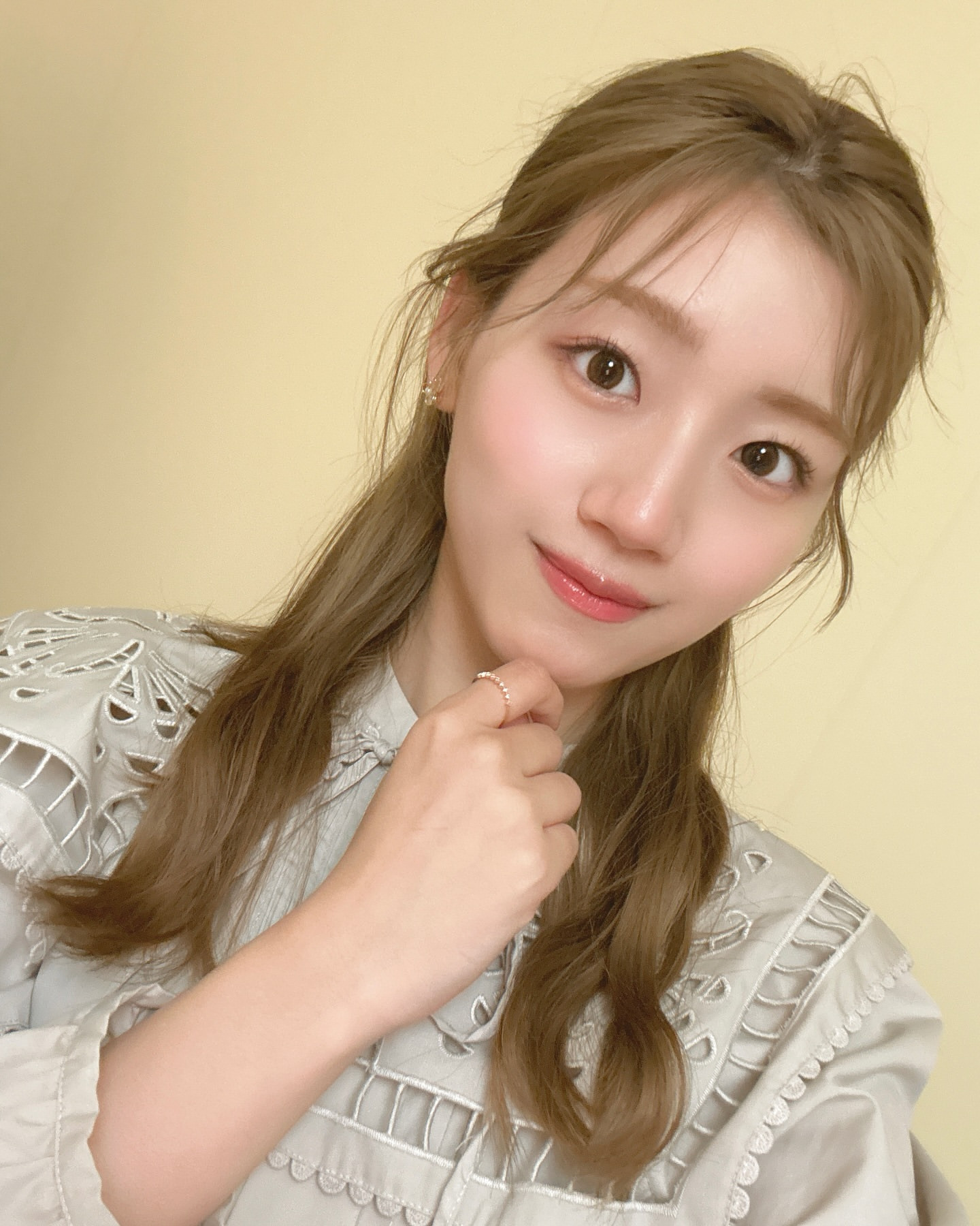 佐々木美玲🍞「髪の毛、明るくしました🍯」panchangram​​​