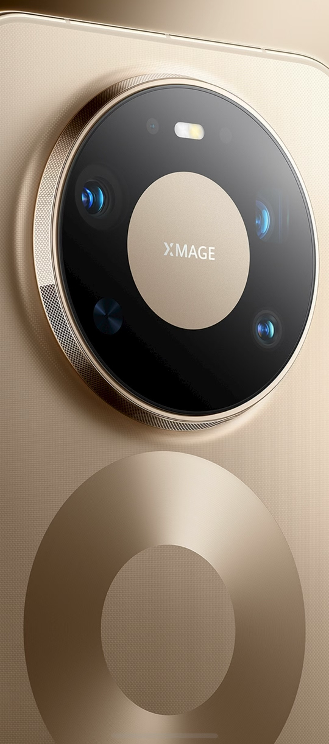 华为官宣将推出华为Mate80ProMax风驰版！你看，在摄像头模组下方