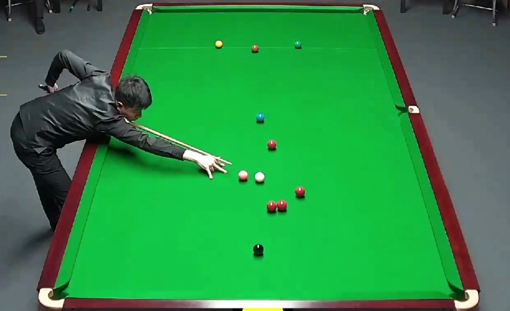 世锦赛资格赛战报，周跃龙、高阳晋级第四轮（审判轮）。王信伯、姚朋成出局。今天第三