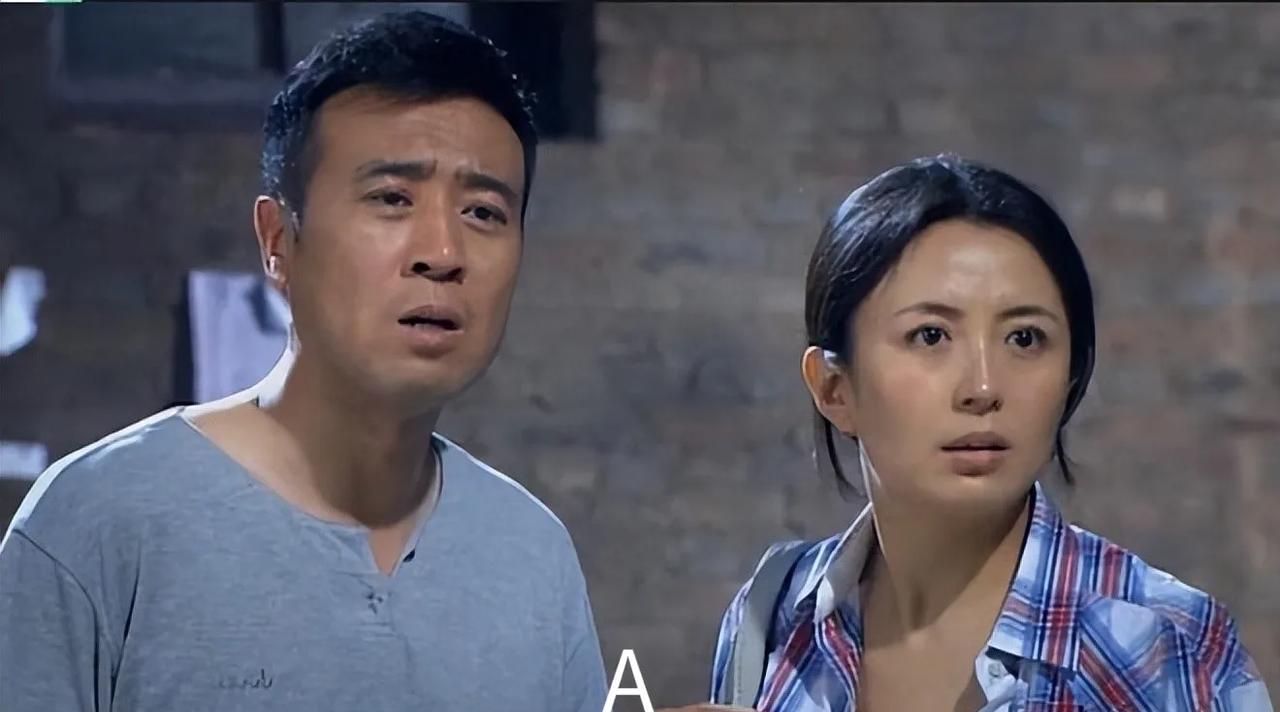 都说于和伟的妻子宋林静长得和演员杨童舒很像，我查了许多资料还是分辨不清。宋林静出