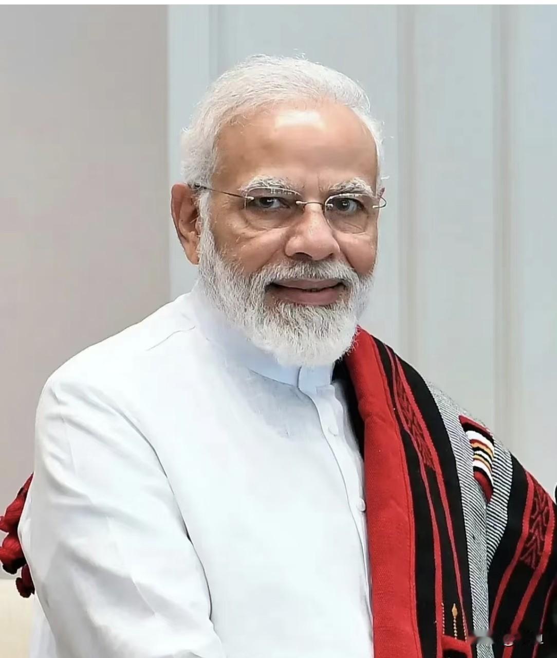 印度近几日这调门起得，不知道的还以为已经脚踢硅谷、拳打华强北了。可你把盖子掀