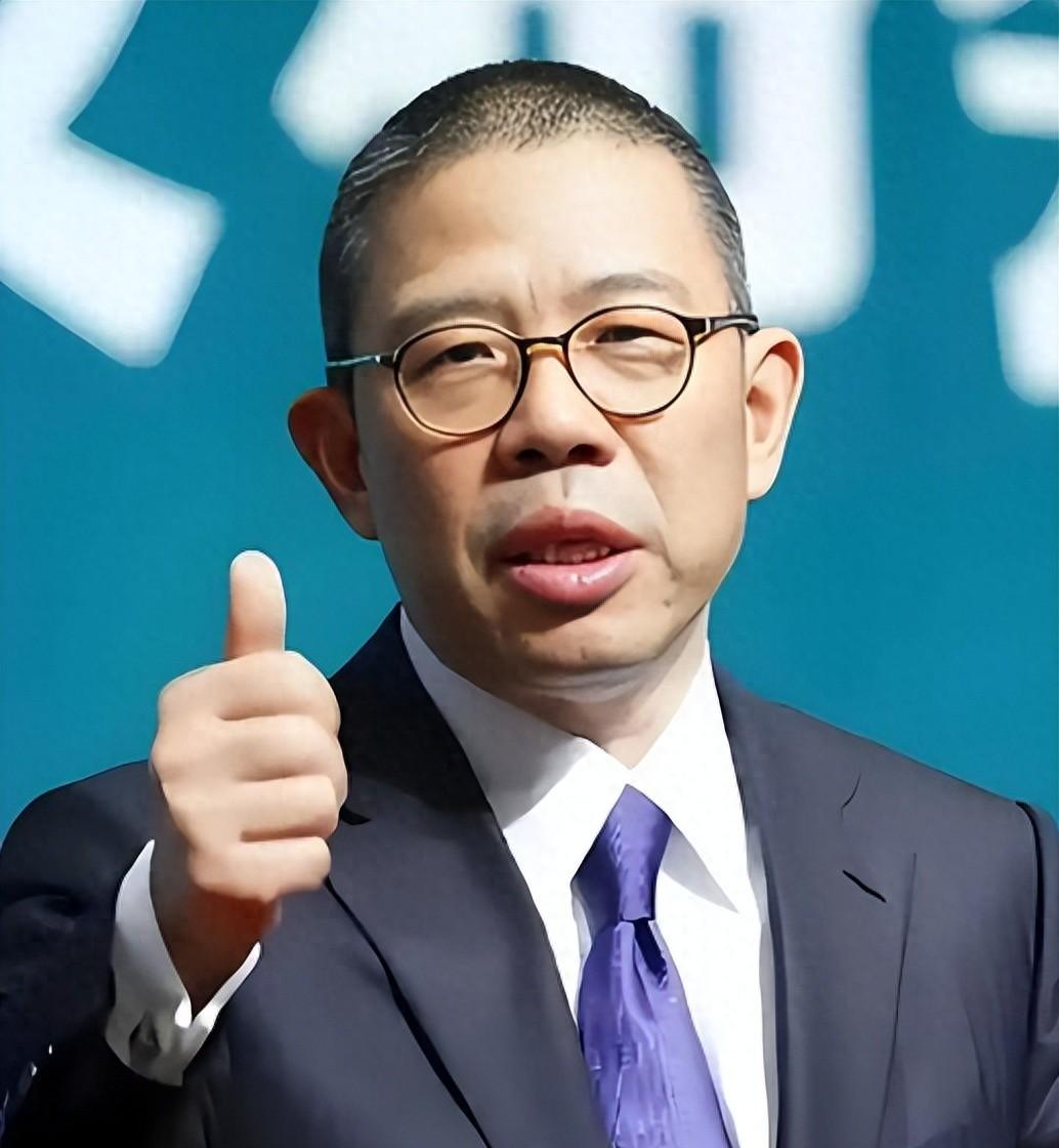 钟睒睒开炮，电商成最大中间商，人民日报咋定调？那天看到钟睒睒在央视说电商平台