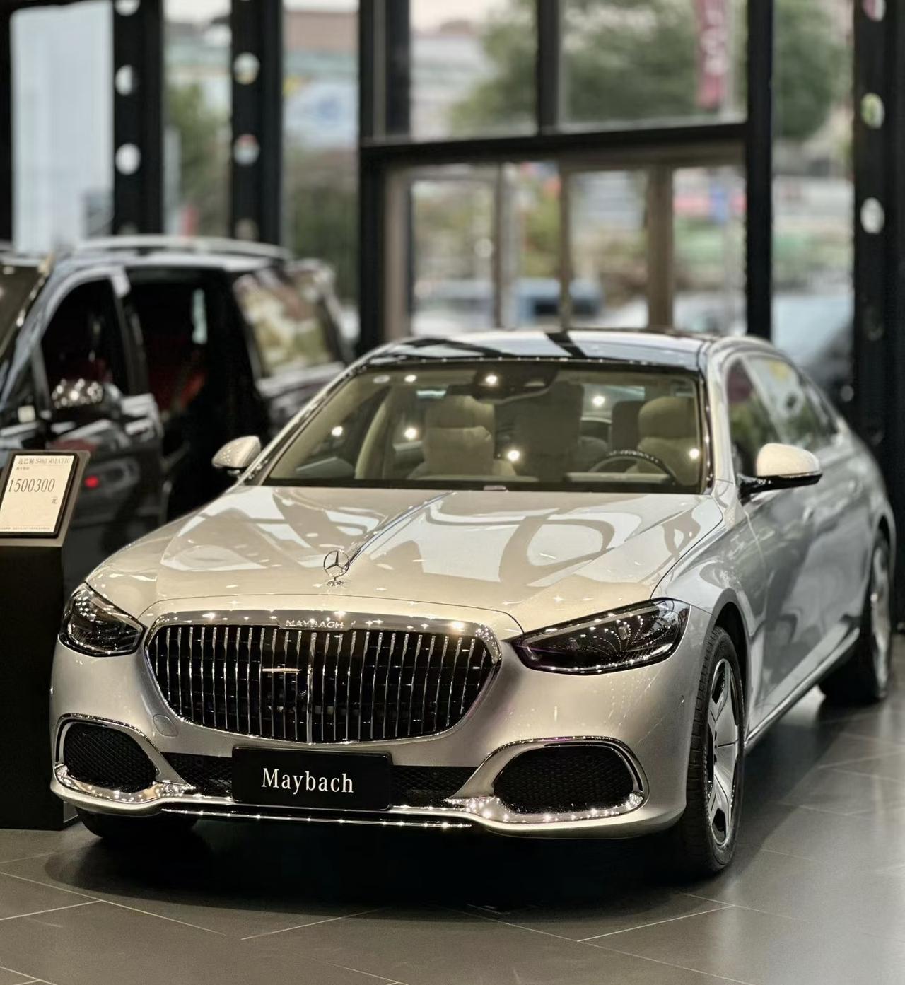 迈巴赫S480的性能配置，深刻诠释了“顶级豪华行政座驾对从容、静谧与尊崇体验的