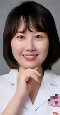 如花似玉的曾医生终究还是离职了！别惋惜别遗憾，这才是最清醒的选择！网上吵来