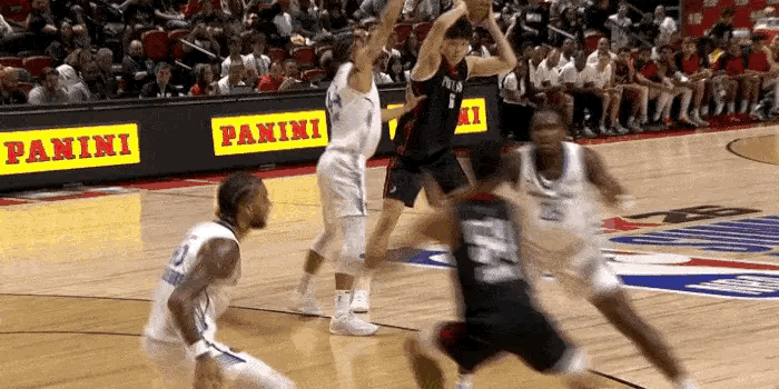 团队指挥官，小杨这传球像极了约老师！NBA夏季联赛开拓者对阵勇士，第三节比赛