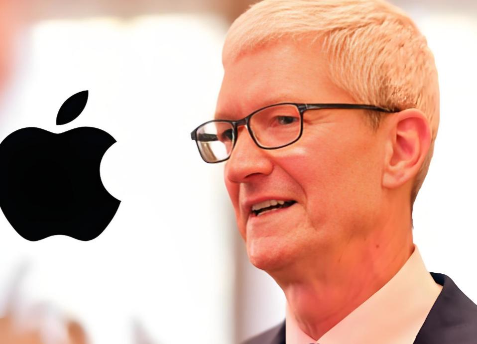 美国慌了？苹果CEO库克抛出惊人言论，振聋发聩！他说：“我们死守中国制造，不