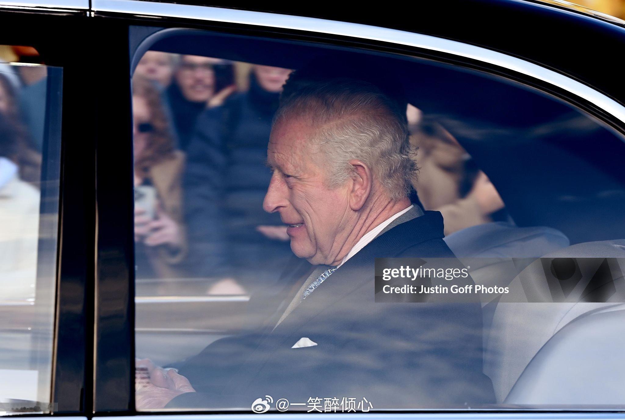 英国王室【重温】2024年12月19日，查尔斯三世在白金汉宫主持圣诞家庭午餐