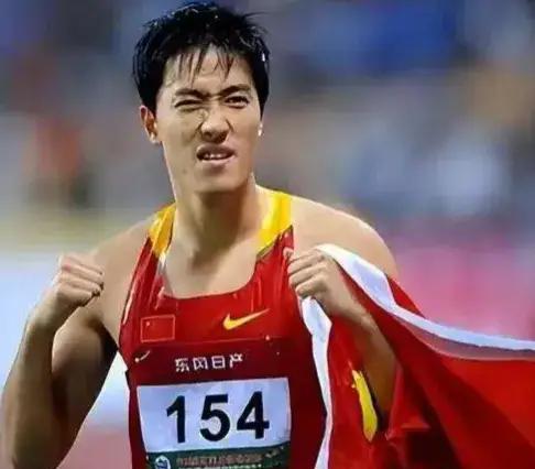 刘虹，世锦赛4金1银，5枚奖牌；巩立姣，世锦赛2金2银4铜，8枚奖牌；