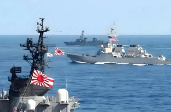 别再傻等对手打响第一枪！日本可瞬间倾泻上千枚导弹，我国沿海城市转瞬沦为火海，战事