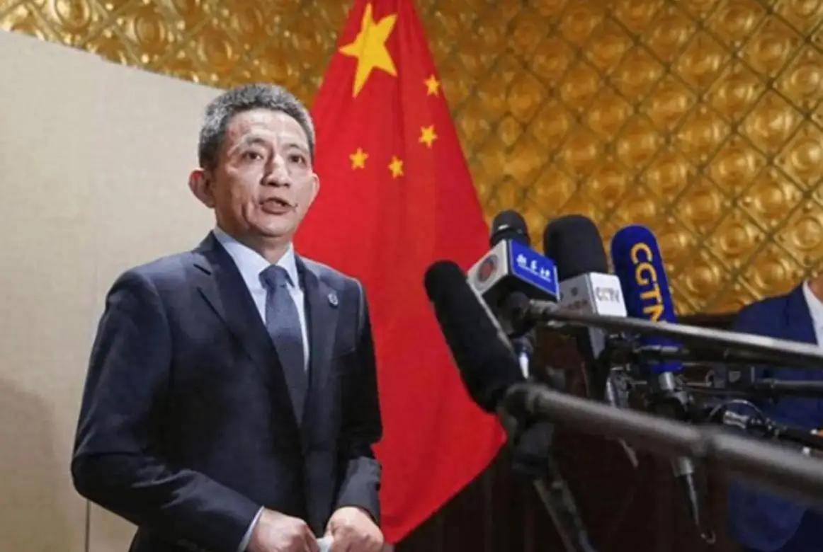 全世界只有中国敢这么做!加拿大、英国、欧盟、甚至印度,谁见了美国不“妥协”?只有