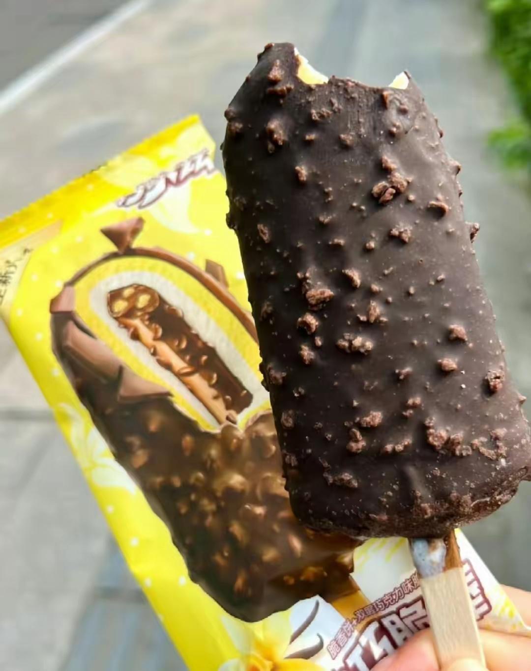说出来大家可能不信！我孩子和老婆爱吃的零食或者水果，她们在家里冰箱内囤回来的这
