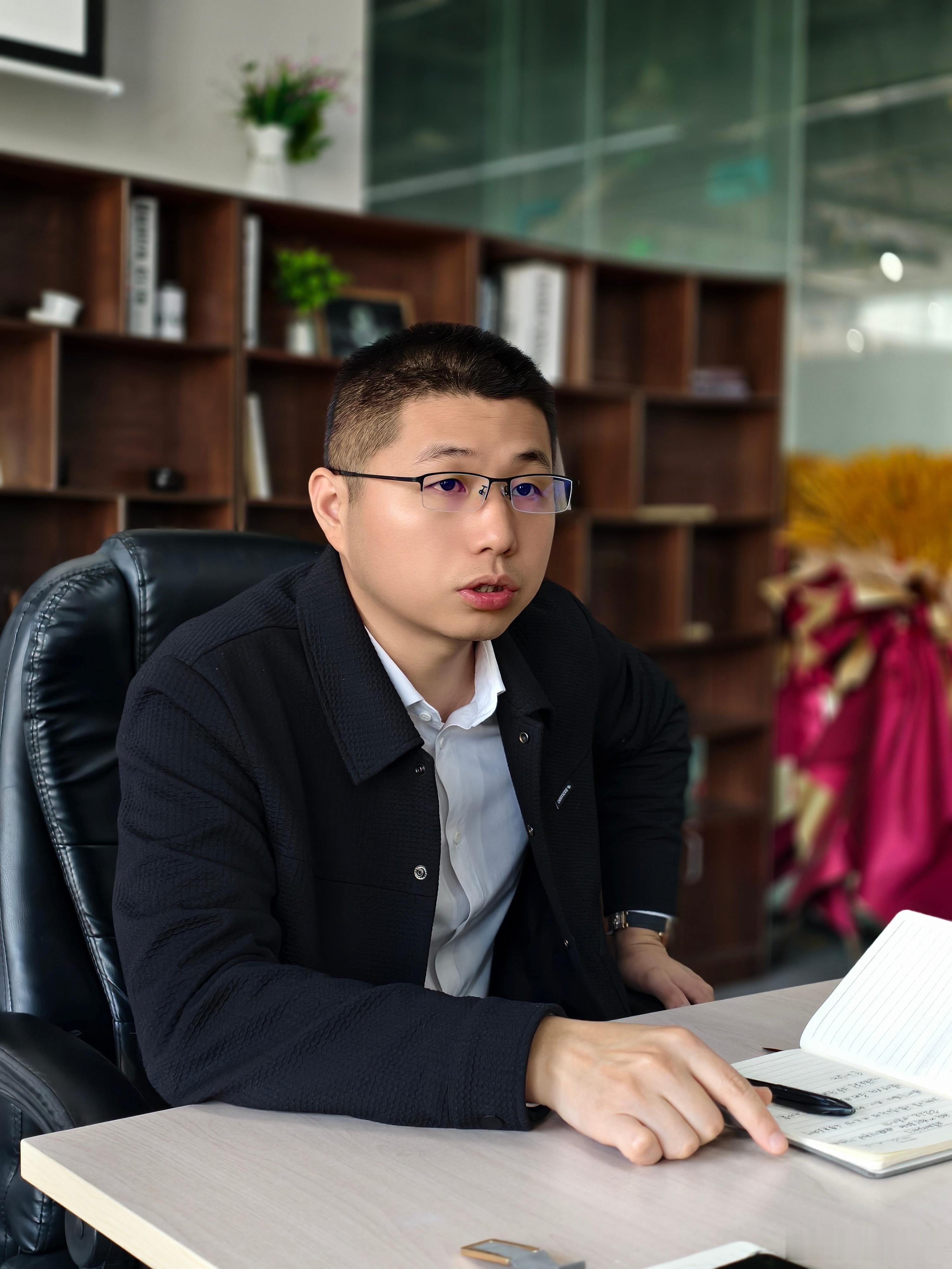 婚姻的终极意义婚姻出问题了，妻子觉得丈夫得先改，不改就是他的错；丈夫觉得妻子得先