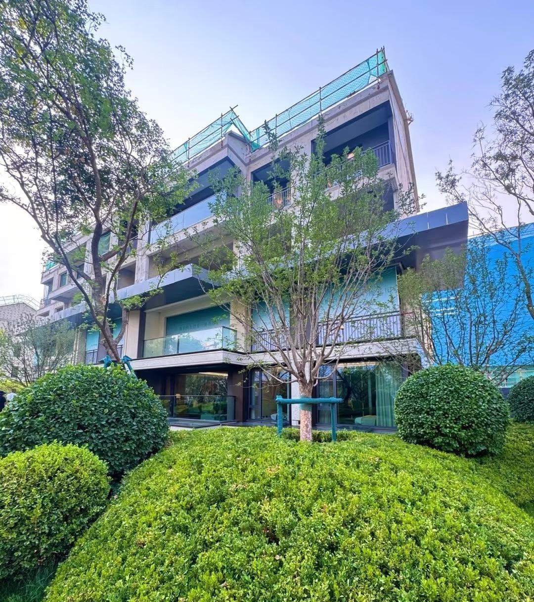 悄悄告诉你当前二手房市场隐藏的几个真相（28）！1、当初挂牌的一部分房源，因