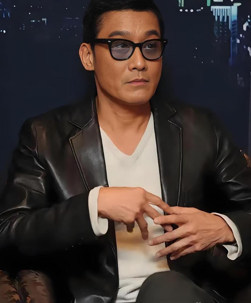 梁家辉早前的一段发言，最近又被网友翻出来刷爆了社交平台视频里他说：“内地的朋友