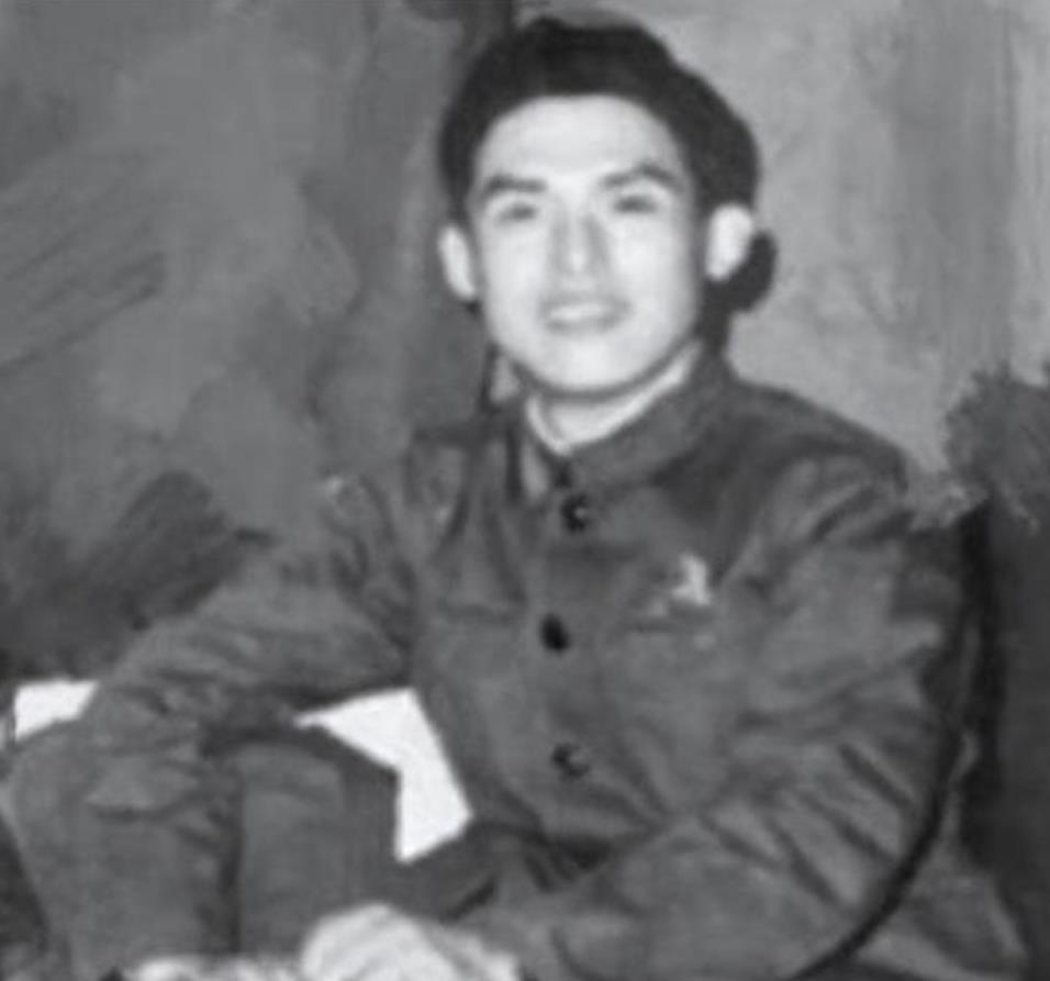 1970年，军博创作室版画员刘伟钦失恋了，心情郁郁寡欢。就在这时，爱情又来敲门了