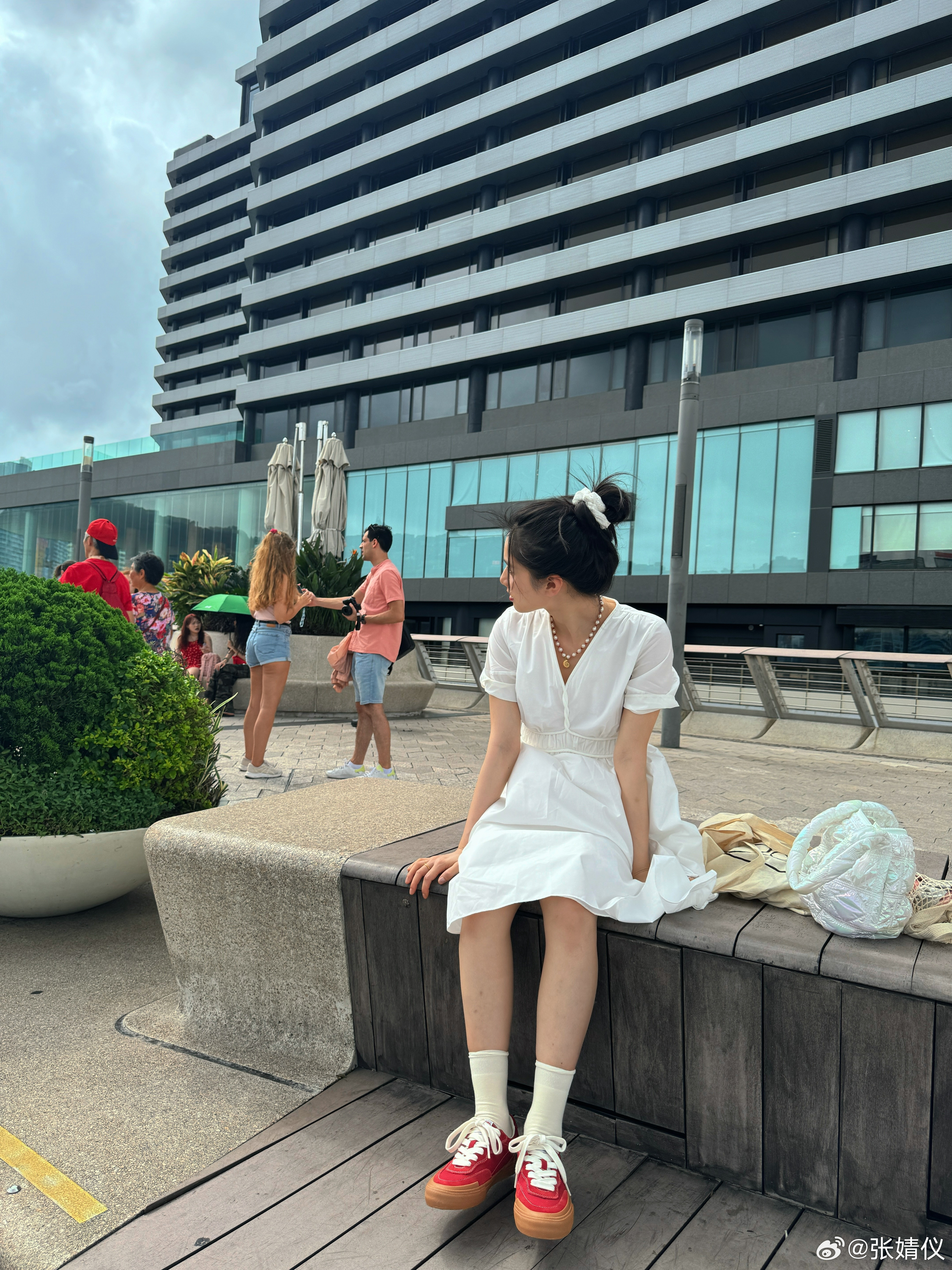 张婧仪in🇨🇳中国香港🇭🇰旅行头像壁纸背景专栏·旅行小花异地登