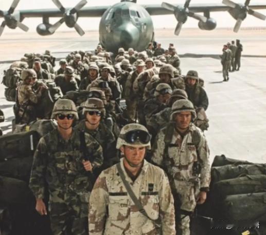 别被美国骗了！5000美军去中东，真实目的就一个！这次调动的不是普通美军，