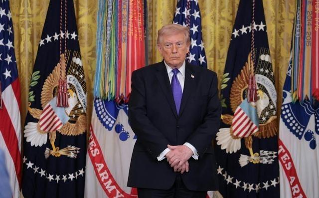 中东危机升级：中俄联手喊停，美洲际导弹试射示警，特朗普暗藏大招？